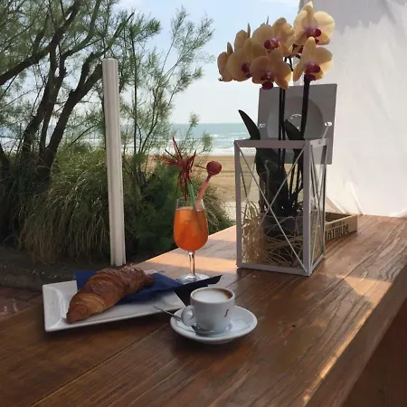 Wmc Buschmann Camping-in-venedig Wohnwagenvermietung At Union Lido Campsite *
